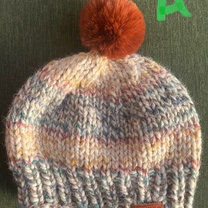 Hand Knit Beanie Fur Pom